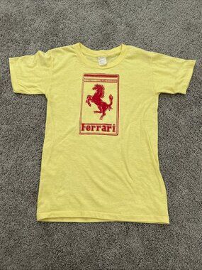 Vintage Ferrari 1980’s Prancing Horse Stallion Logo Yellow T-Shirt Size Small